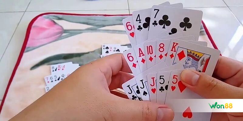 Hướng dẫn cách chơi bài Mậu Binh dành cho người chơi mới