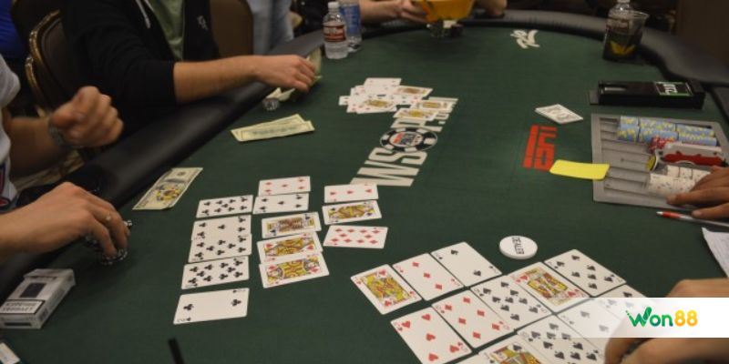 Chiến thuật chơi Mậu Binh hiệu quả mà ít người chia sẻ cho bạn biết